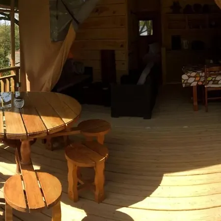 Camping Village Puyrond Bressuire Exterior photo